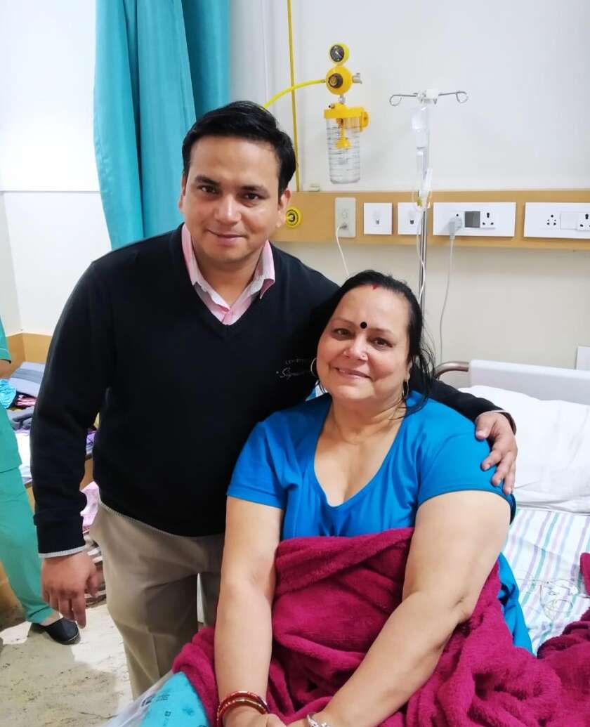 Best Knee Replacement Surgeon In Varanasi - Dr. Vipin Singh